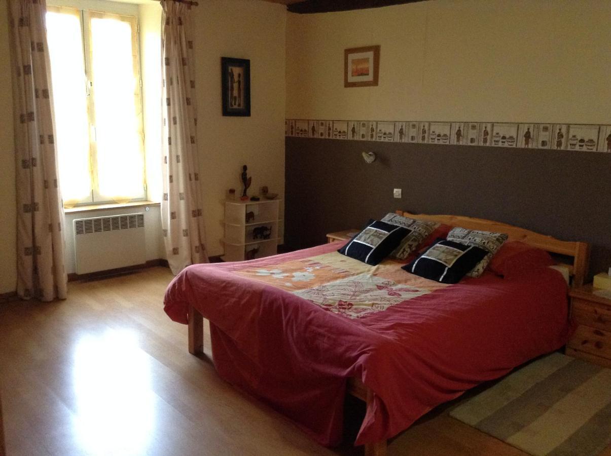 Bed and Breakfast Le Bois Chef D'Ane Collinée Exterior foto