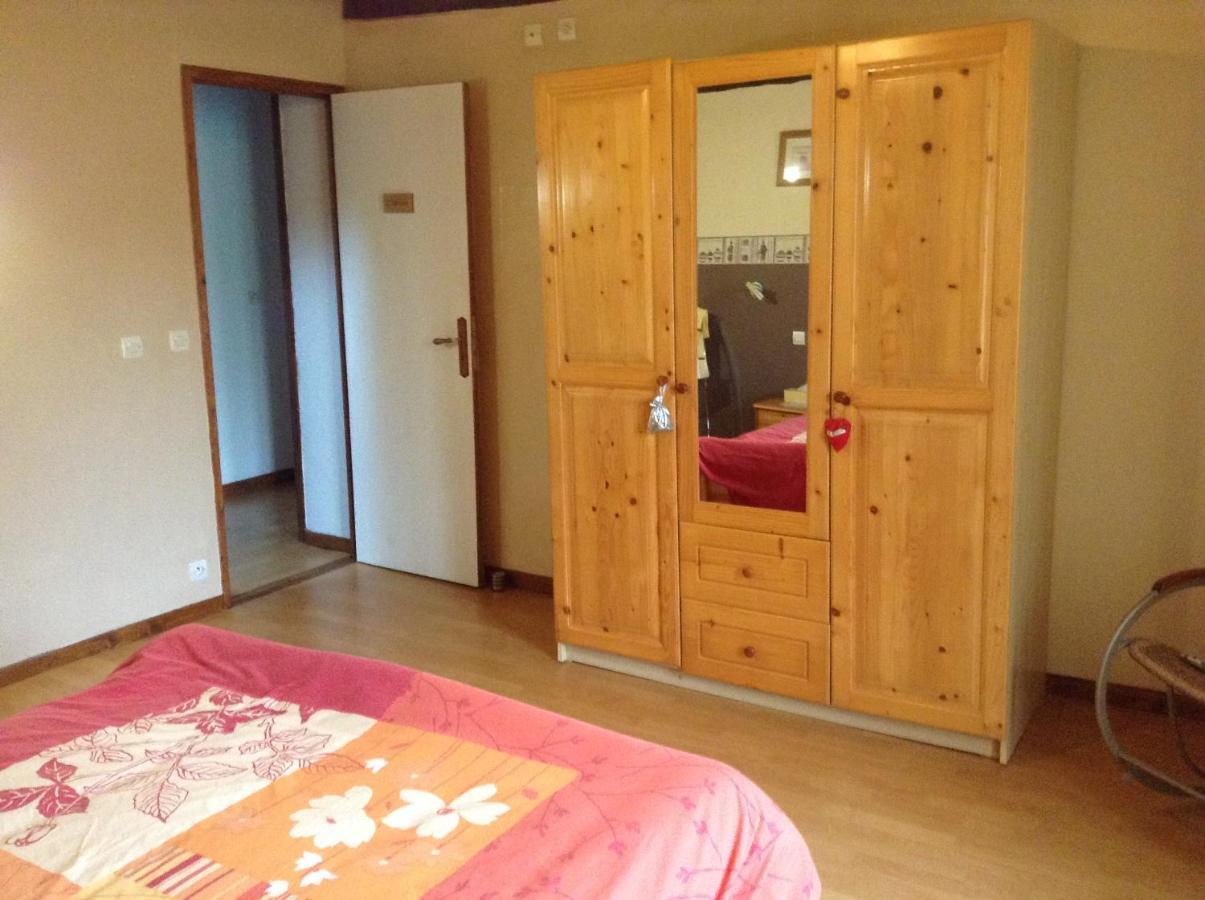 Bed and Breakfast Le Bois Chef D'Ane Collinée Exterior foto